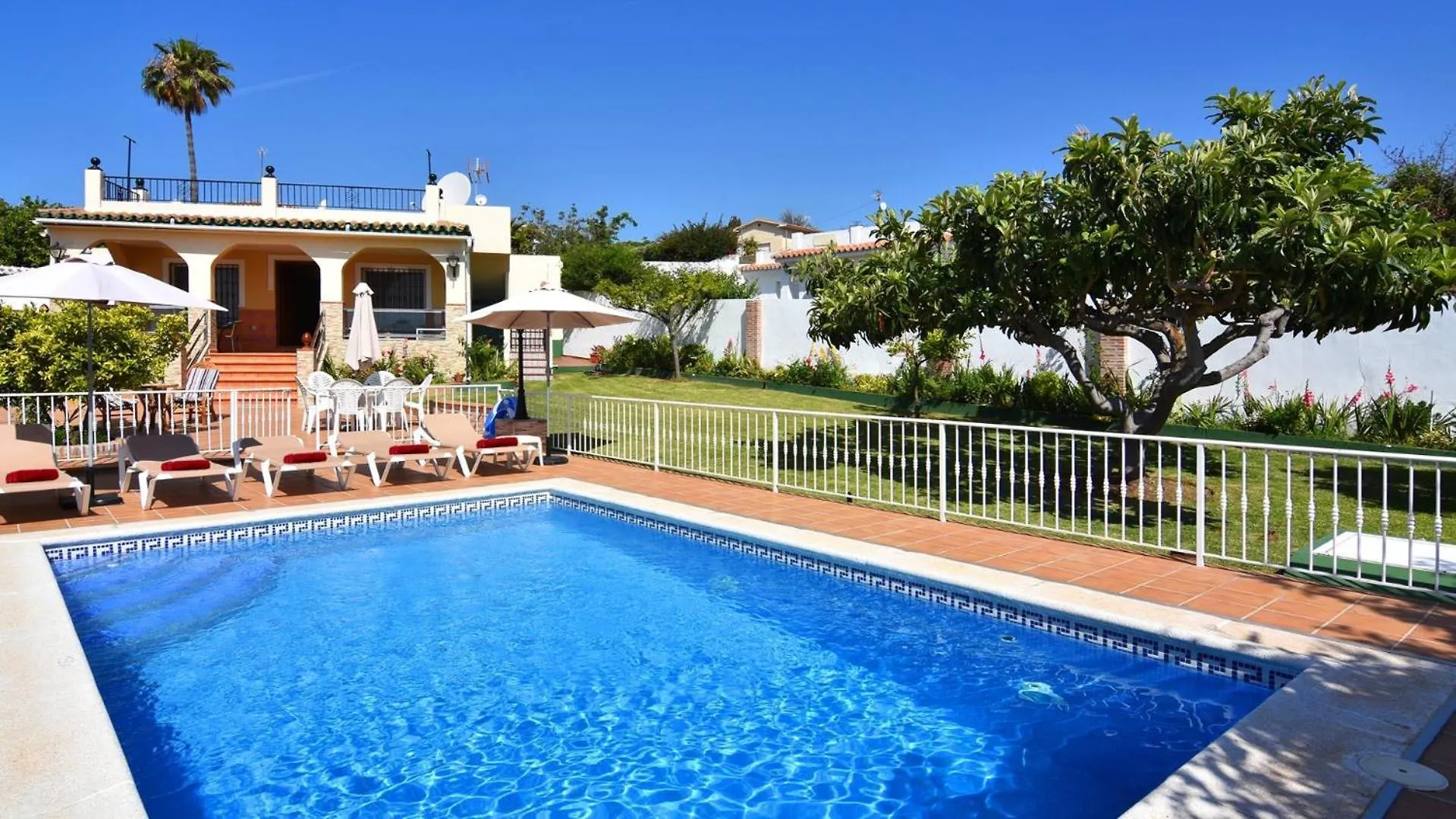 Villa Lola Casitas Select Nerja 0*,  Spain